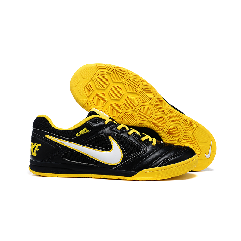 Supreme x Nike SB Gato IC Futsal - Preto e Amarelo