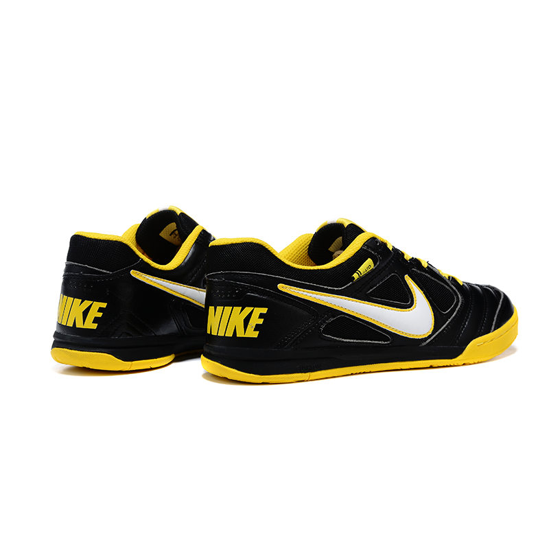 Supreme x Nike SB Gato IC Futsal - Preto e Amarelo